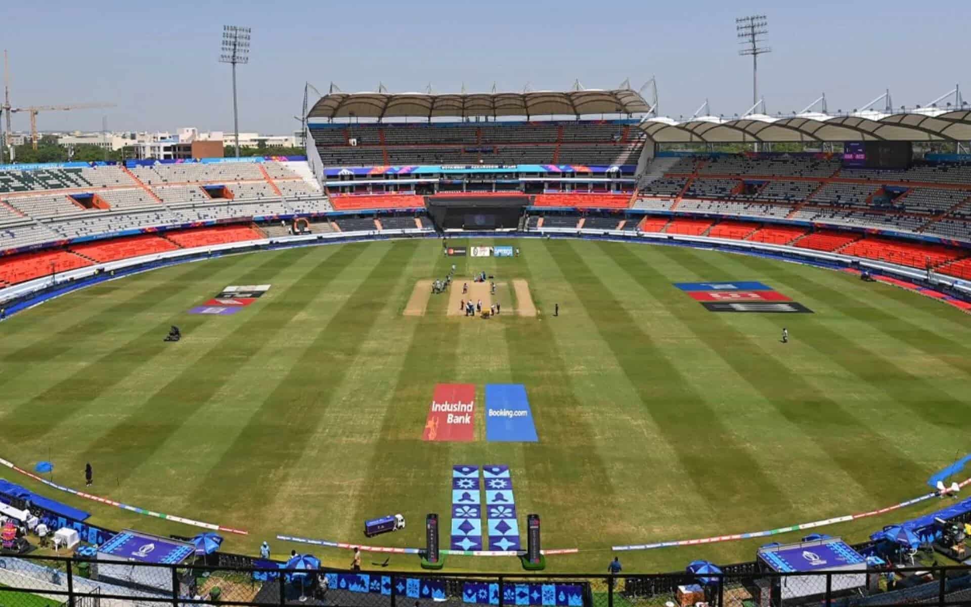 Indira Gandhi International Stadium Pitch Report